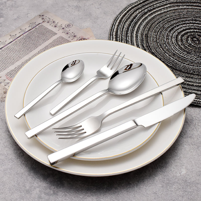 Elysian Cutlery Set – Modern Elegance with Timeless Finesse