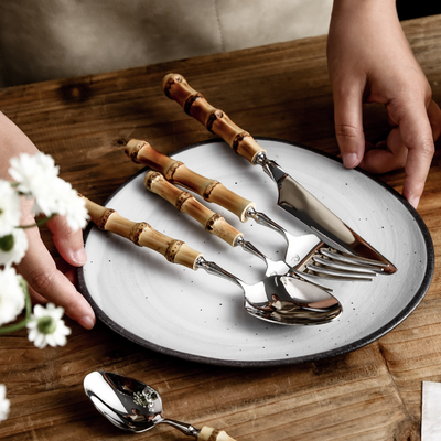 BambooElegance – Luxury Cutlery Set with Bamboo Accents