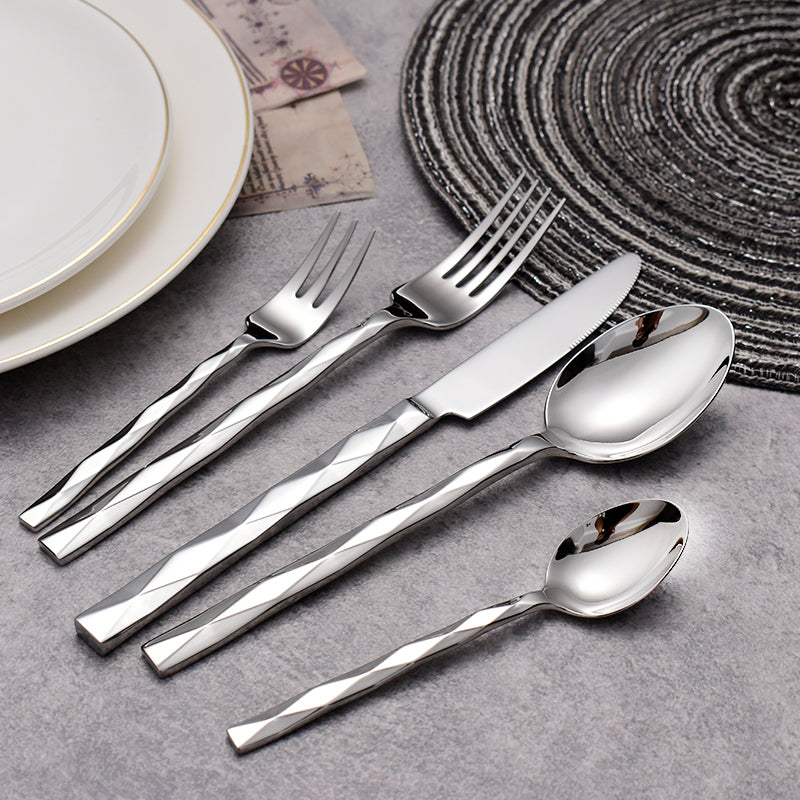 Svelte Cutlery Set – Elegant Design with Timeless Appeal