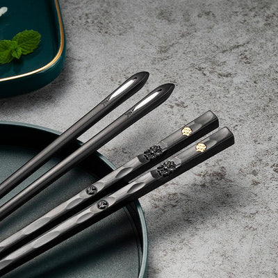 PrestigeChop – Luxury Chopstick Set with Modern Design