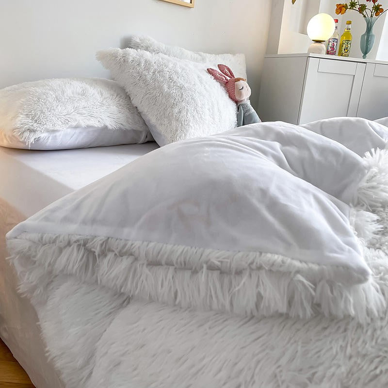 Hug and Snug Luxury Fluffy Plush Duvet Cover Set – Ultra-Soft Faux Fur Bedding