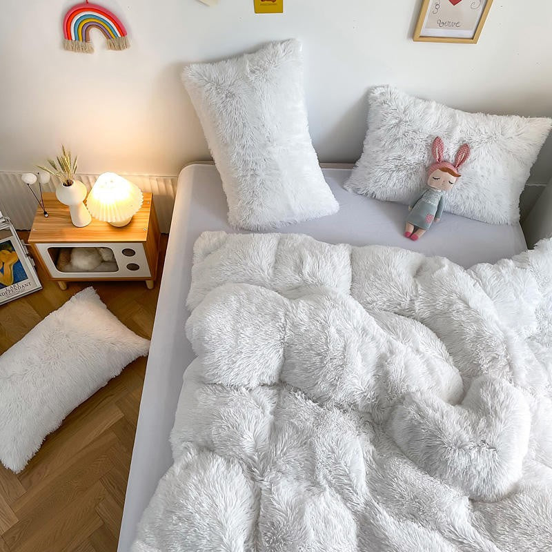 Hug and Snug Luxury Fluffy Plush Duvet Cover Set – Ultra-Soft Faux Fur Bedding