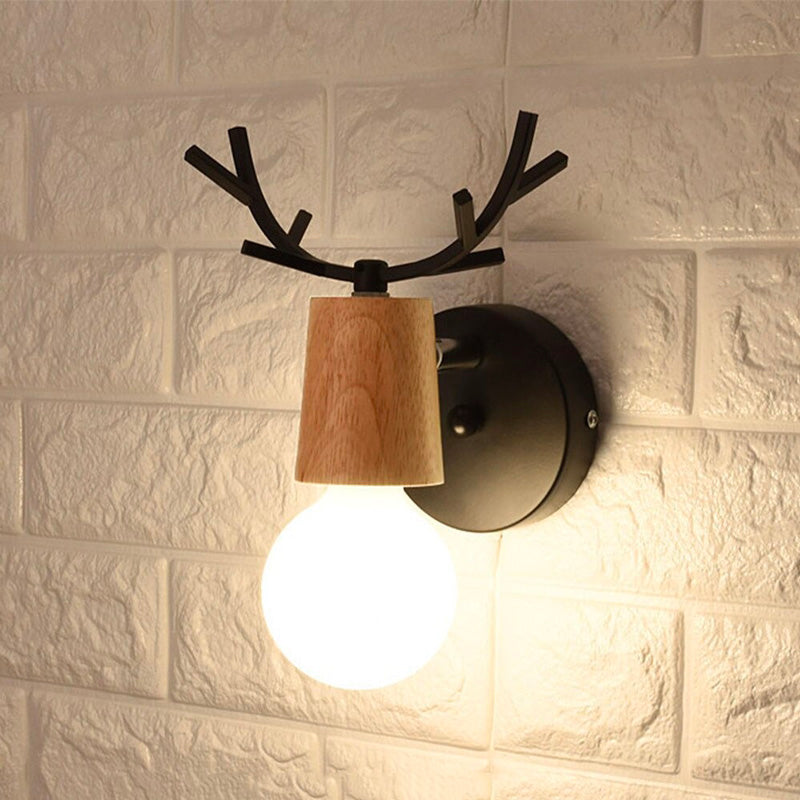 Deer Antler Wall Bedside Lamp in Nordic Style Design