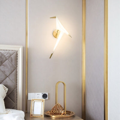Bird Design Bedside Lamp in White and Gold Modern Style